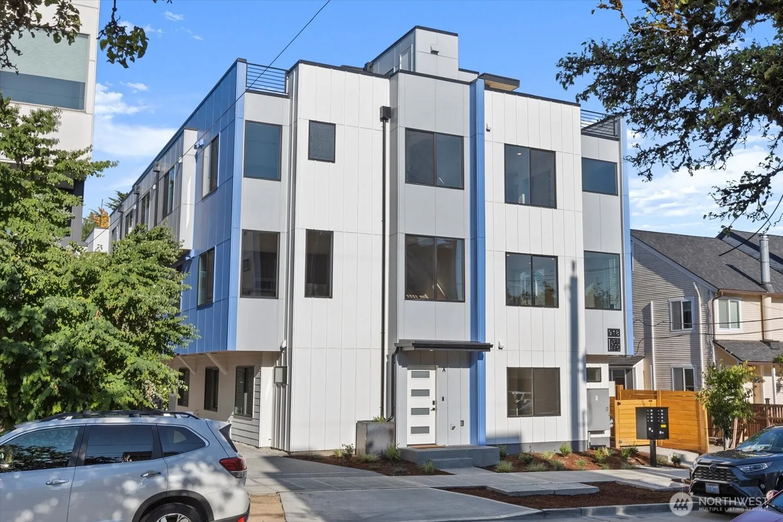 Property photo for 918 28th Avenue S #c, Seattle