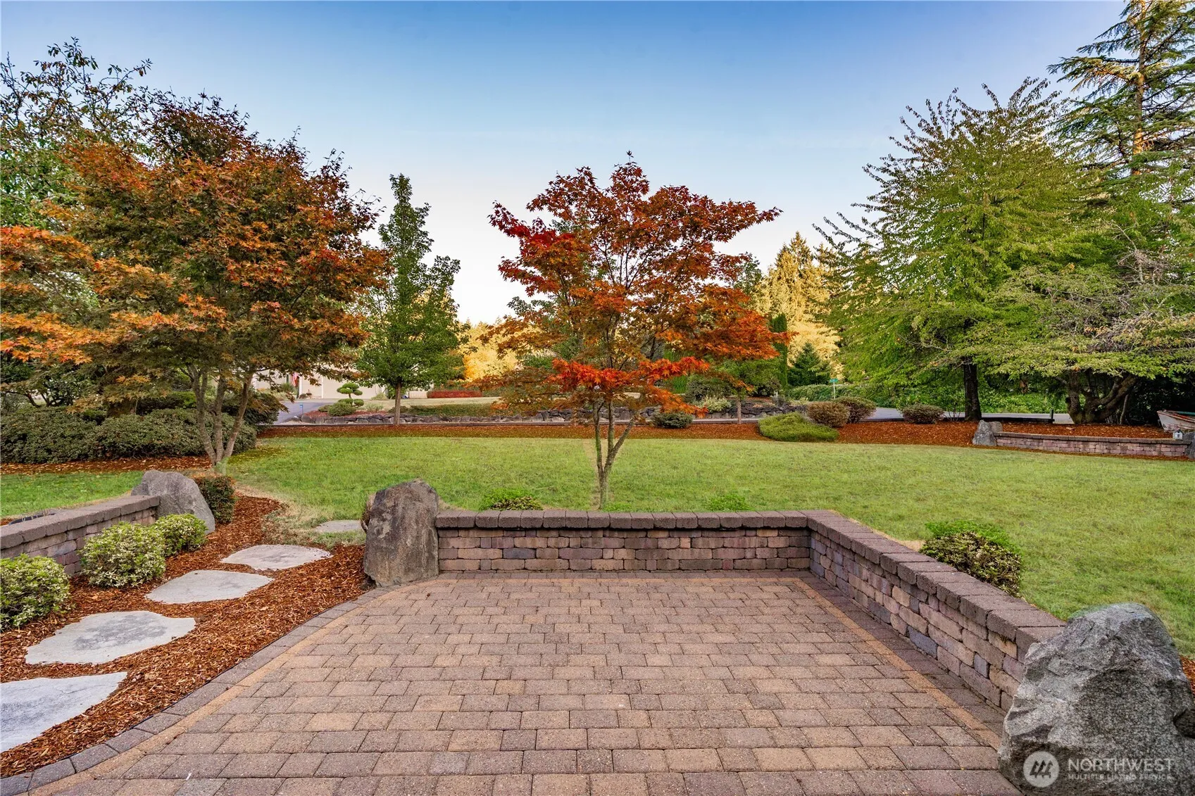 Property photo for 4001 Foxhall Drive Ne, Olympia photo 4