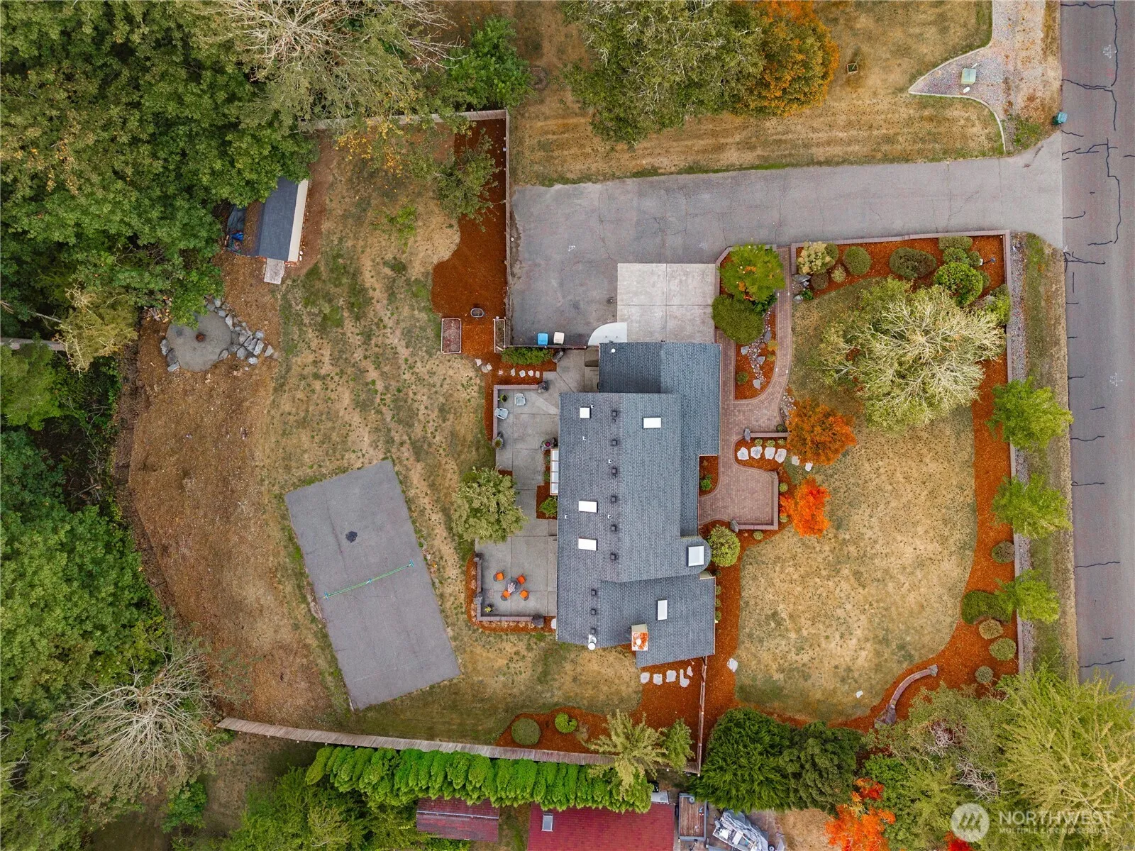 Property photo for 4001 Foxhall Drive Ne, Olympia photo 2