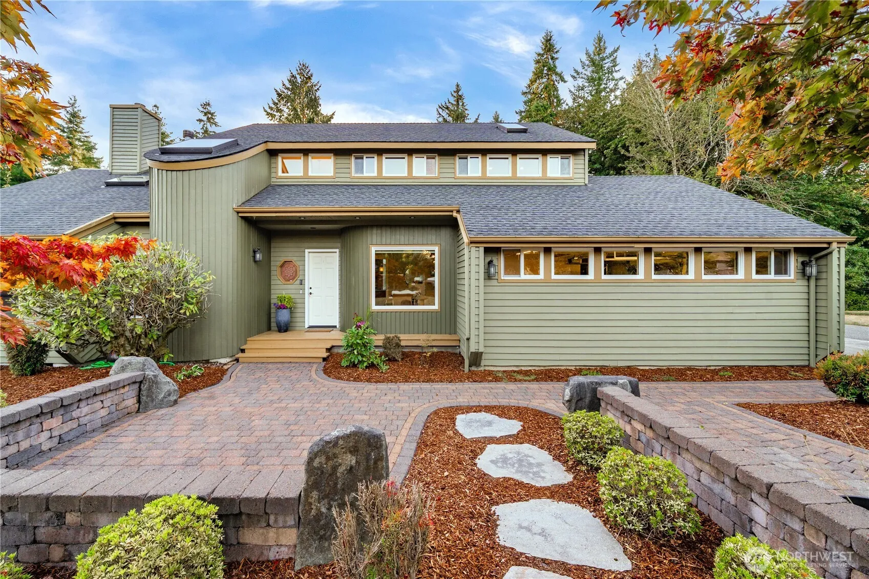 Property photo for 4001 Foxhall Drive Ne, Olympia