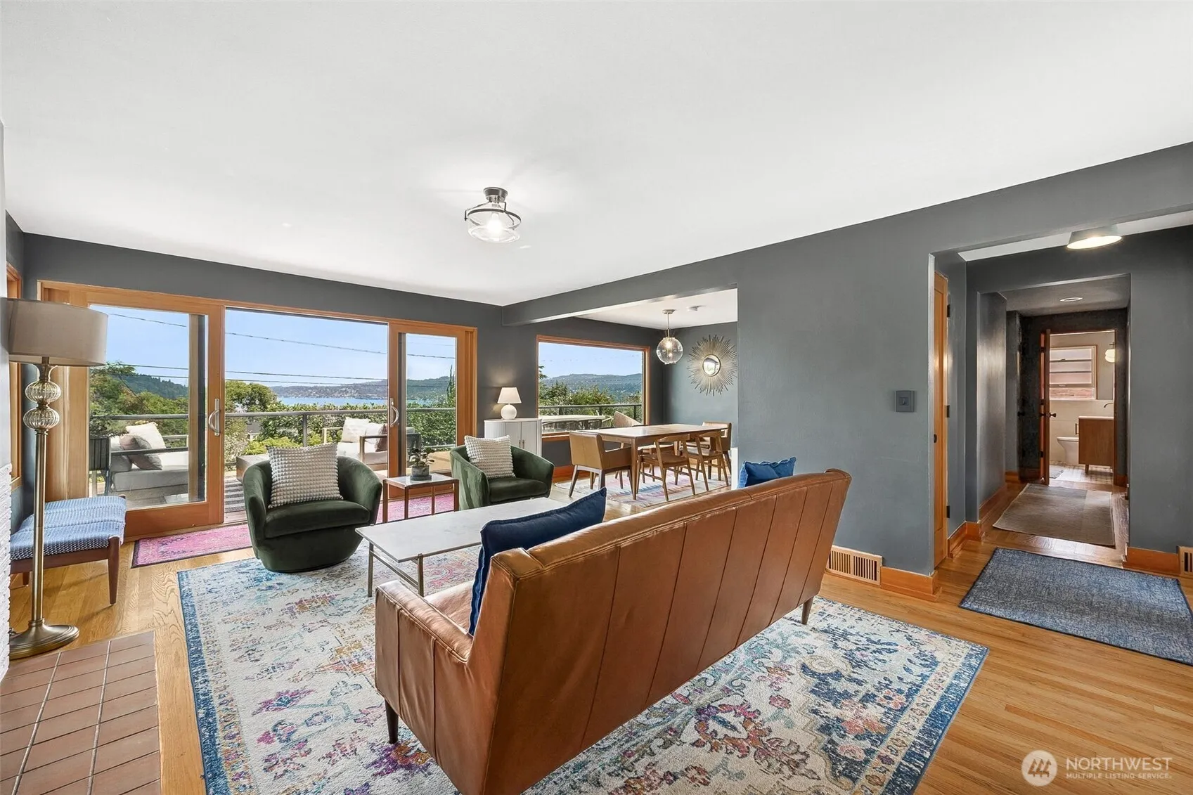 Property photo for 10612 Forest Avenue S, Seattle photo 4