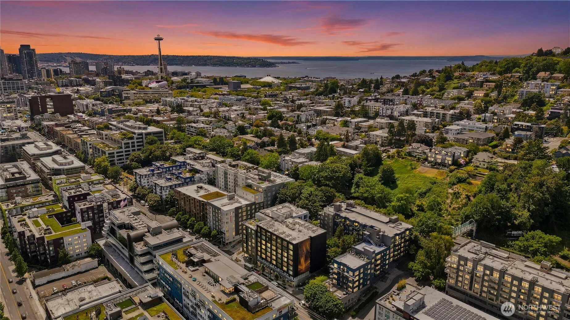 Property photo for 701 Galer Street #808, Seattle photo 4