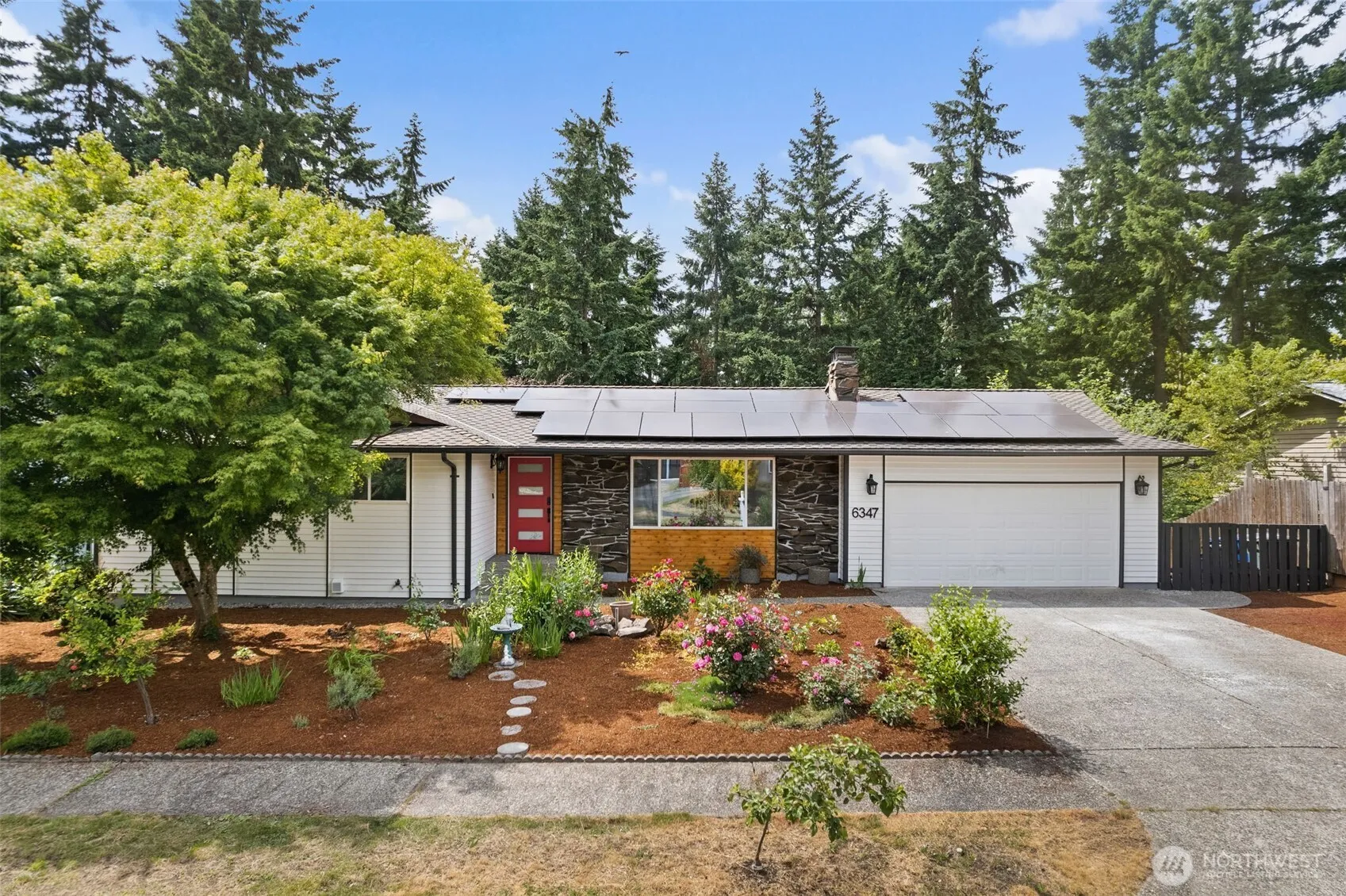 Property photo for 6347 121st Avenue Se, Bellevue photo 2