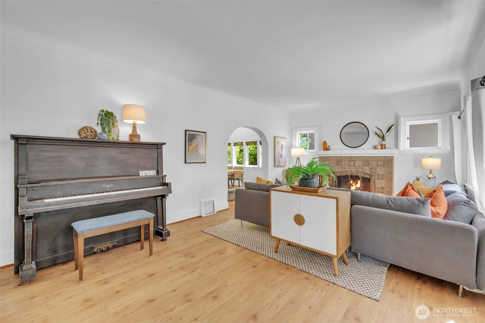 Property photo for 5618 12th Avenue Ne, Seattle photo 5