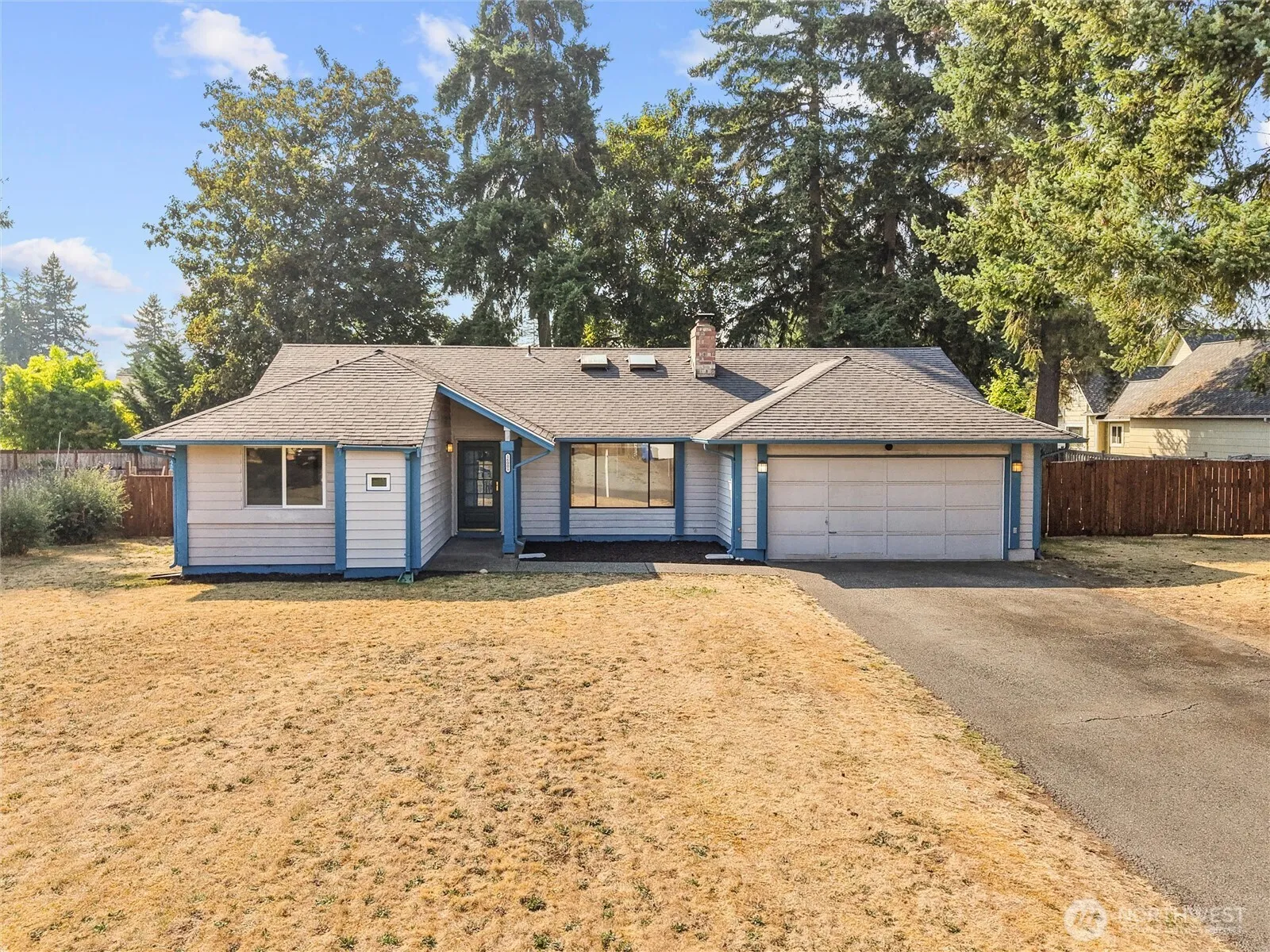 Property photo for 16008 Winchester Drive E, Tacoma