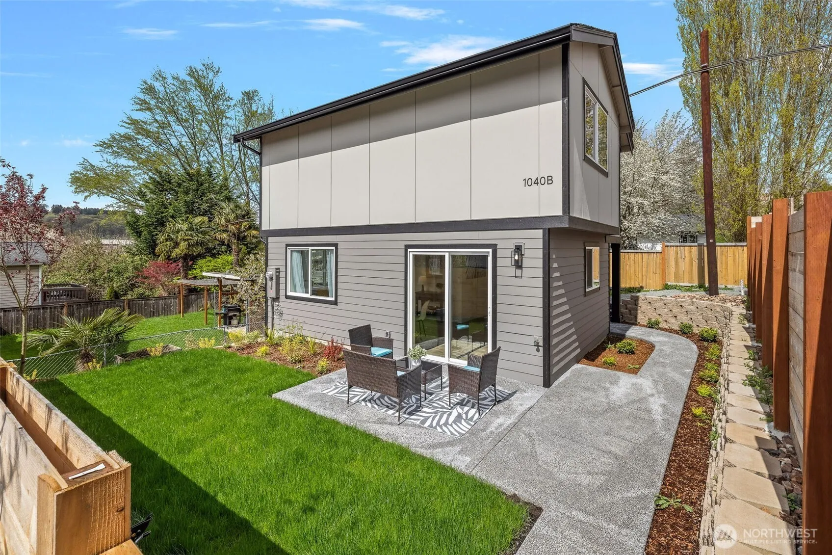 Property photo for 1040 S Director Street #b, Seattle