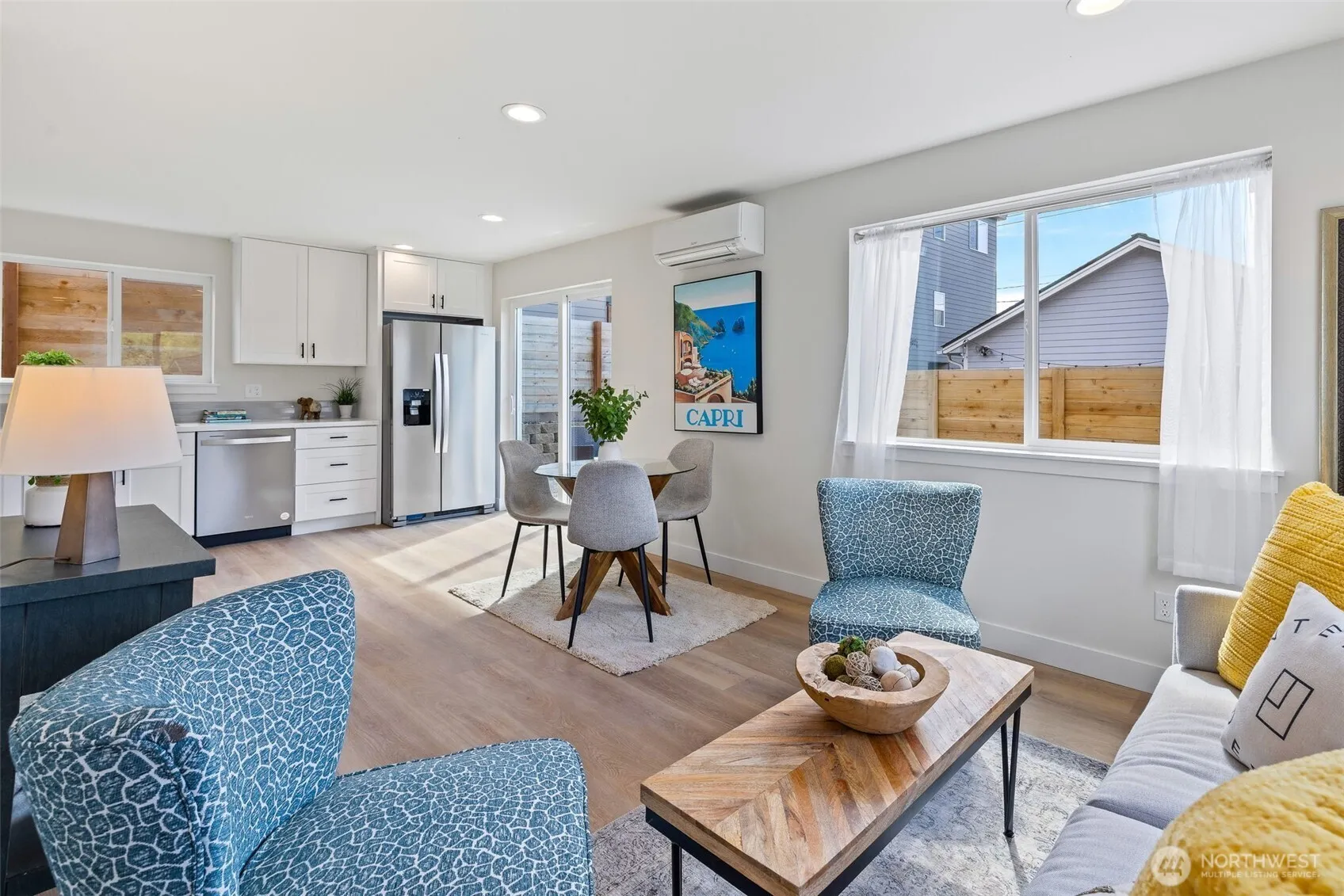 Property photo for 1040 S Director Street #b, Seattle photo 3