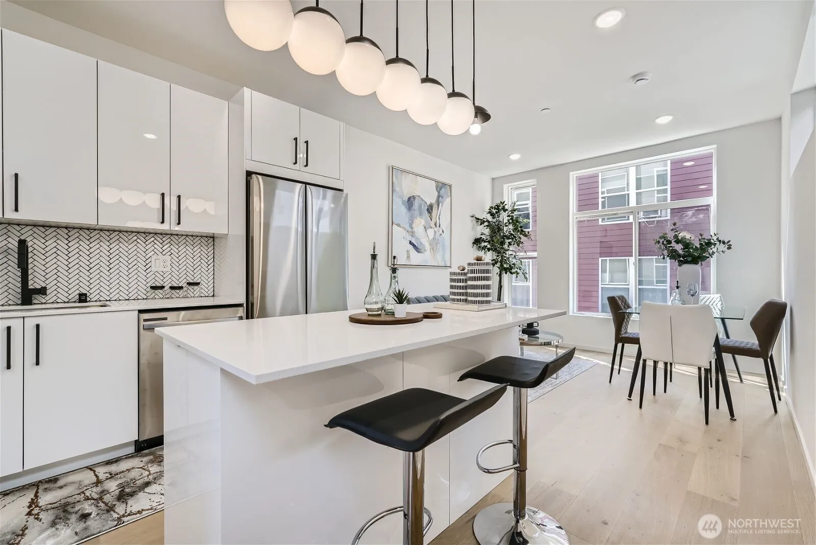 Property photo for 1108 33rd Avenue #b, Seattle photo 3