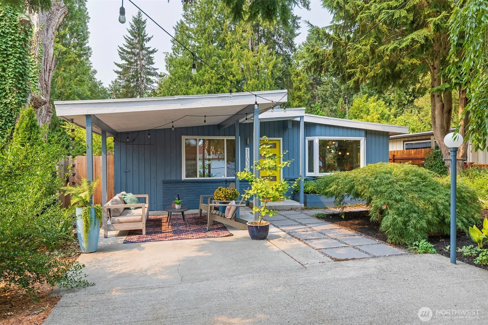 Property photo for 11035 31st Avenue Ne, Seattle