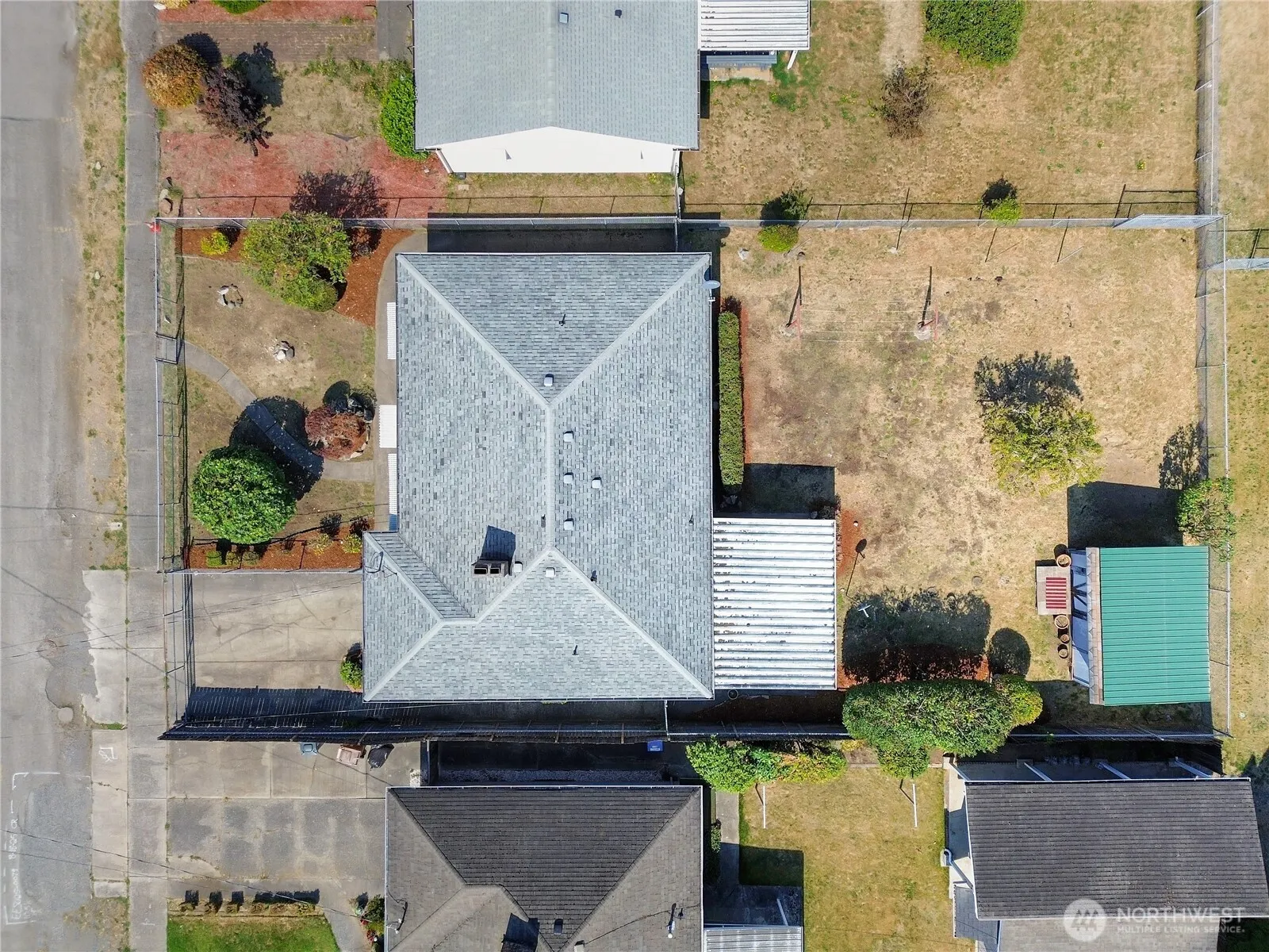 Property photo for 9417 S Fawcett Avenue, Tacoma photo 2