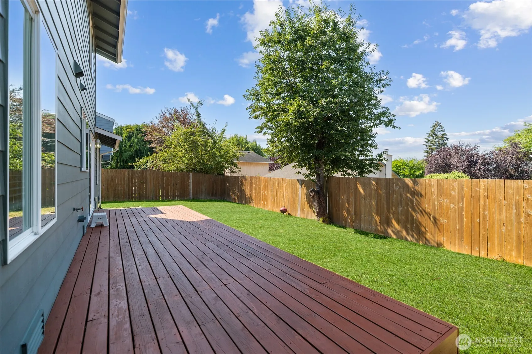 Property photo for 3428 Centennial Way Ne, Tacoma photo 5