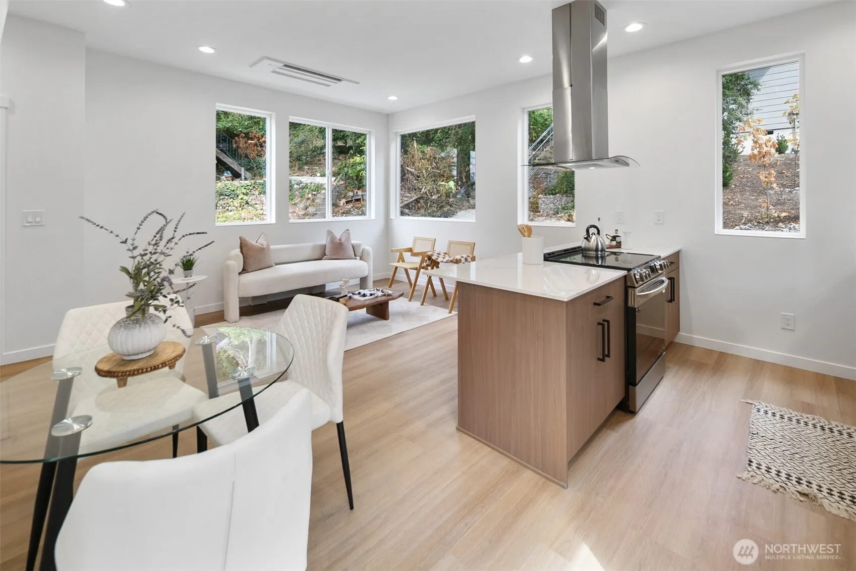Property photo for 2809 S Grand Street, Seattle photo 5