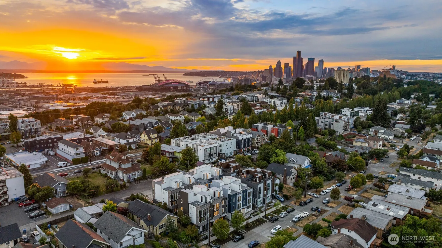 Property photo for 2341 16th Avenue S #b, Seattle