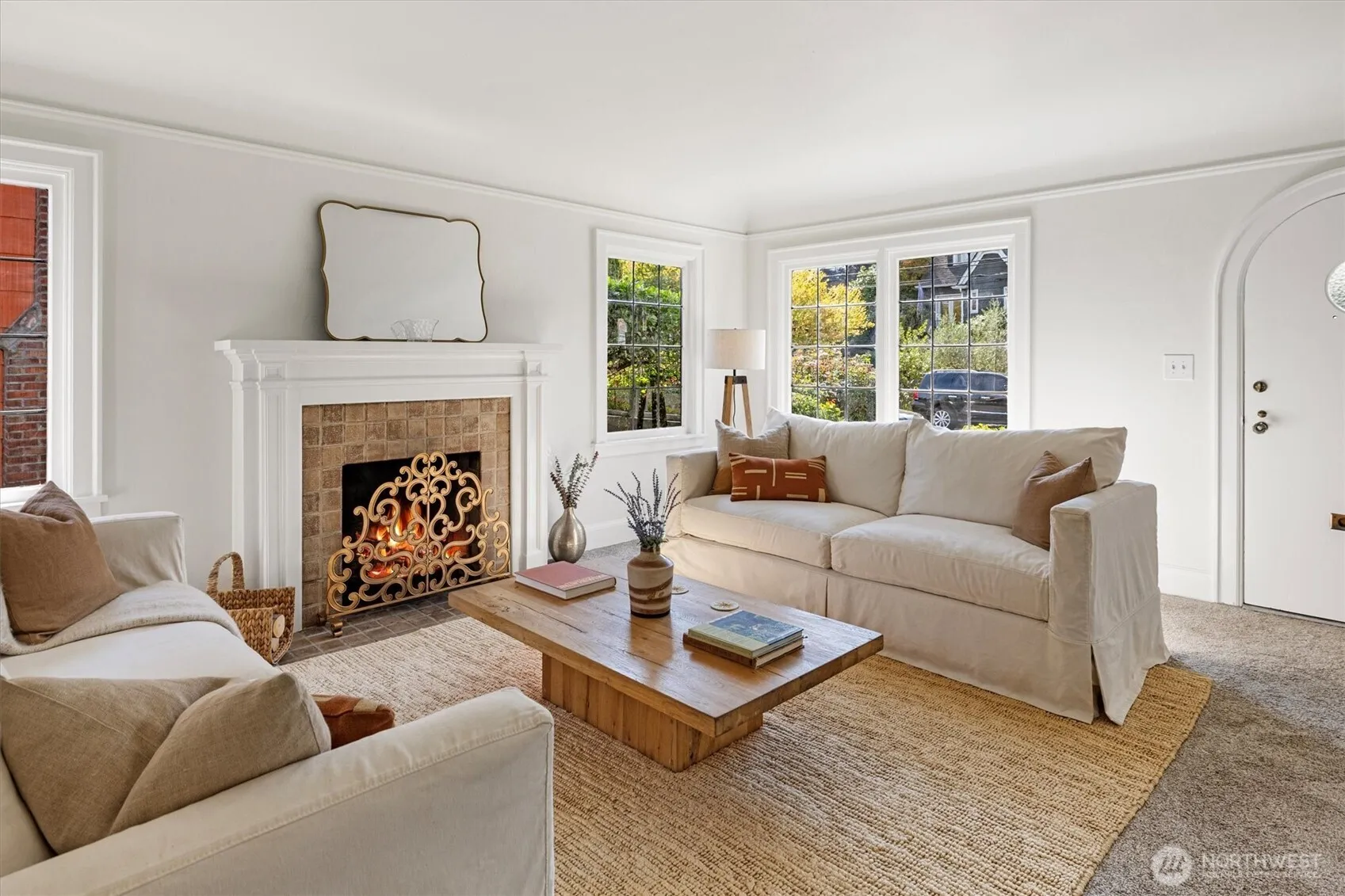 Property photo for 2408 E Roanoke Street, Seattle photo 5