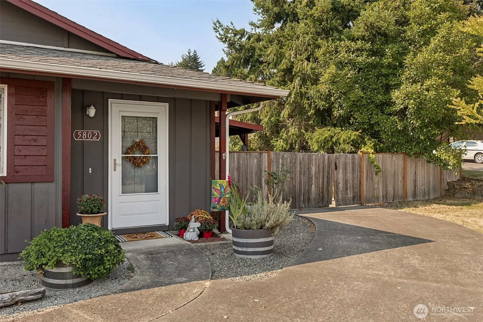 Property photo for 5802 S Mullen Street, Tacoma photo 2