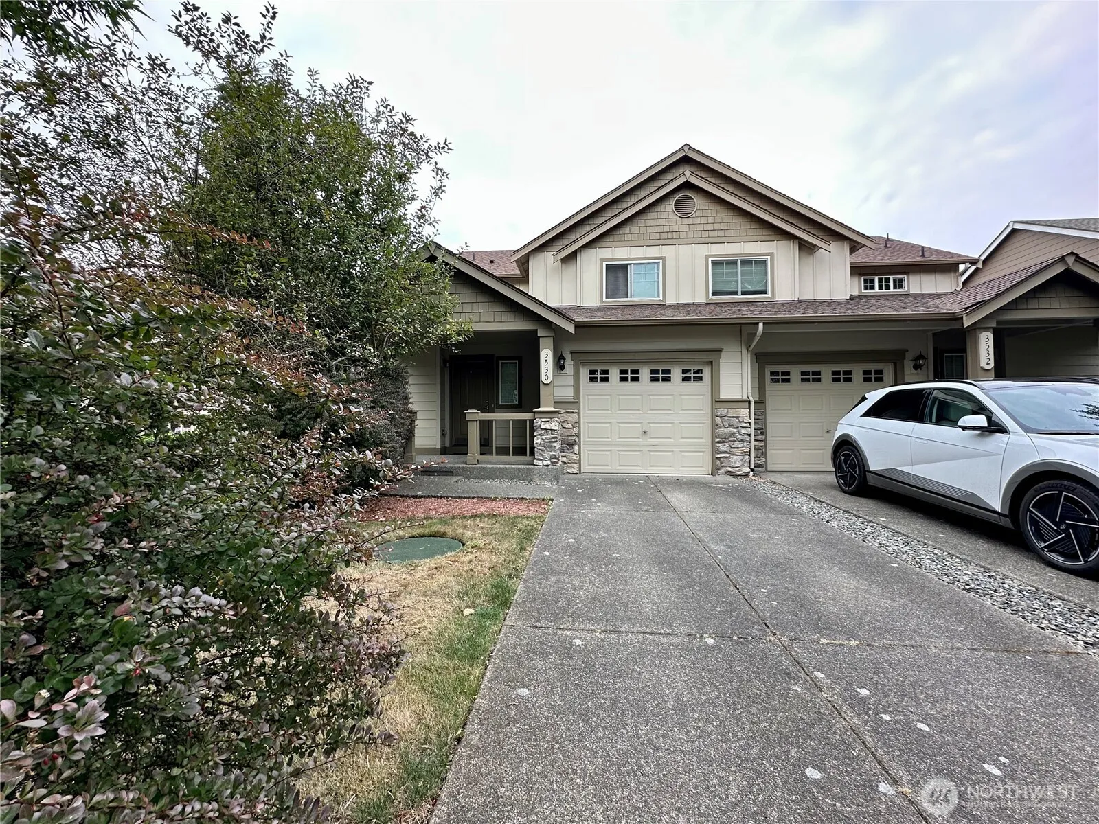 Property photo for 3530 Surrey Drive Ne, Olympia