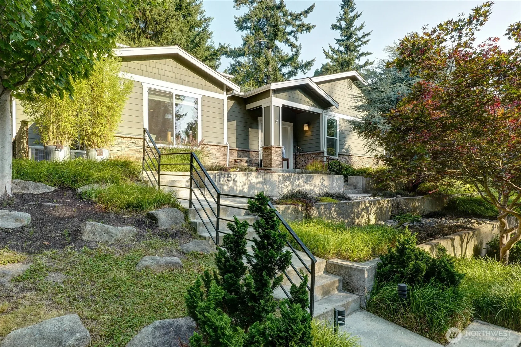 Property photo for 11752 82nd Avenue Ne, Kirkland photo 3