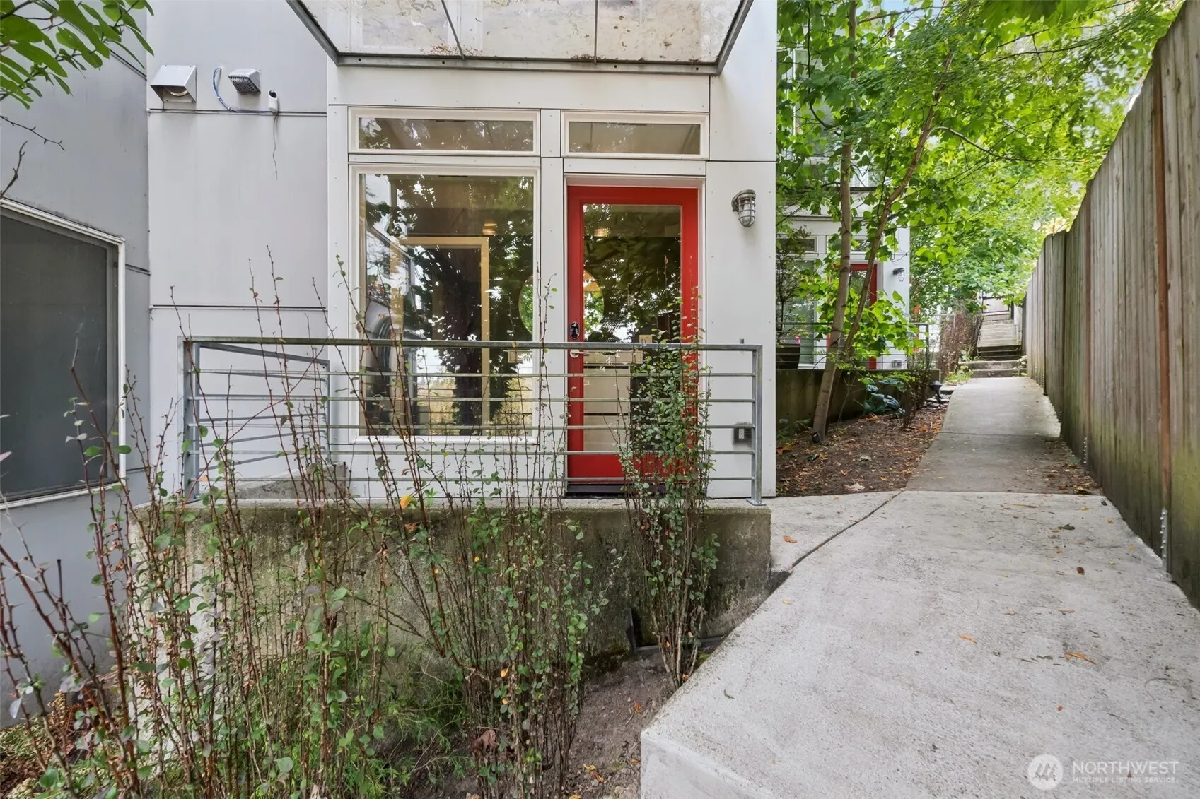 Property photo for 1003 Sturgus Avenue S, Seattle