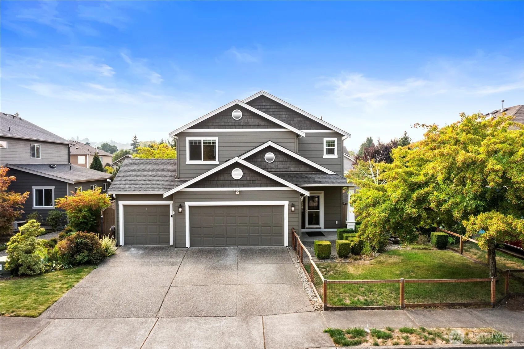 Property photo for 436 20th Street Nw, Puyallup photo 2