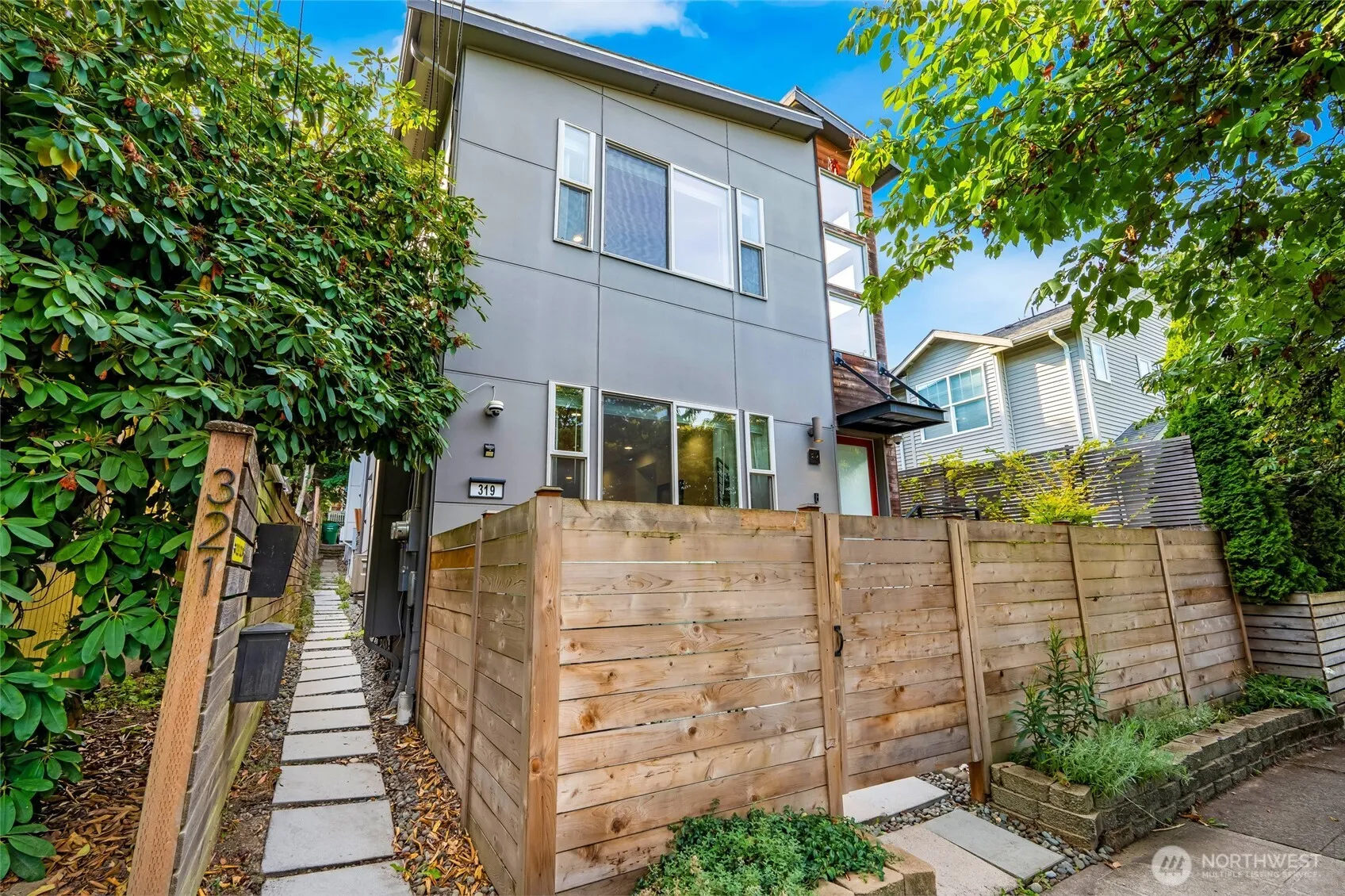 Property photo for 319 21st Avenue, Seattle
