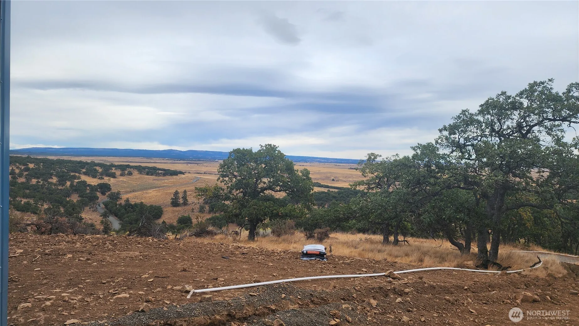Property photo for 295 Oak Flatt Rd, Goldendale photo 3