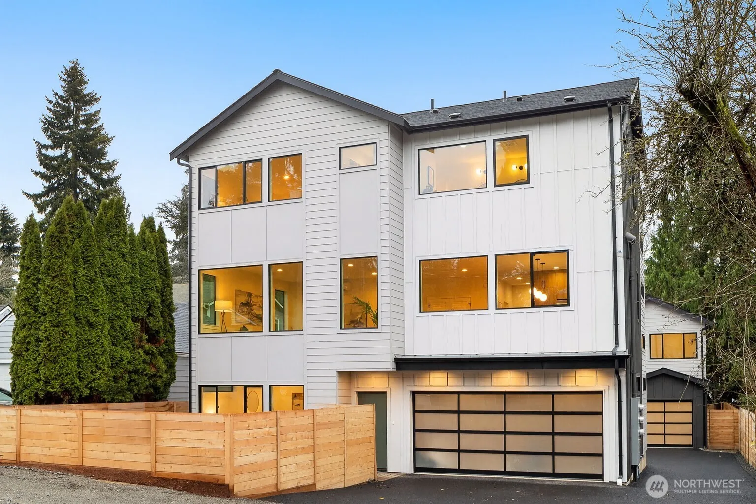 Property photo for 3633 Ne 120th Street, Seattle