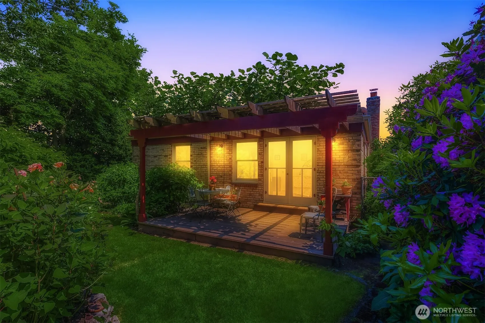 Property photo for 6045 Seward Park Avenue S, Seattle photo 3