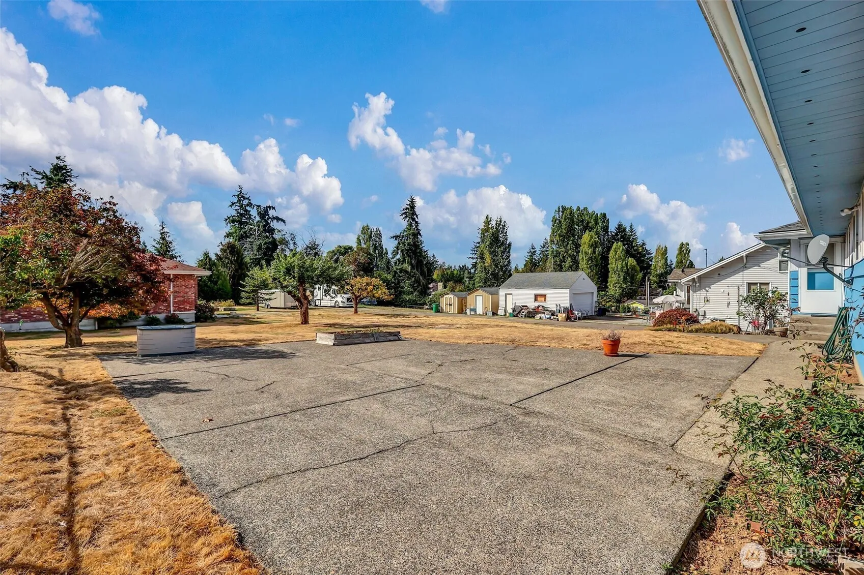 Property photo for 845 Sw 122nd Street, Seattle photo 4