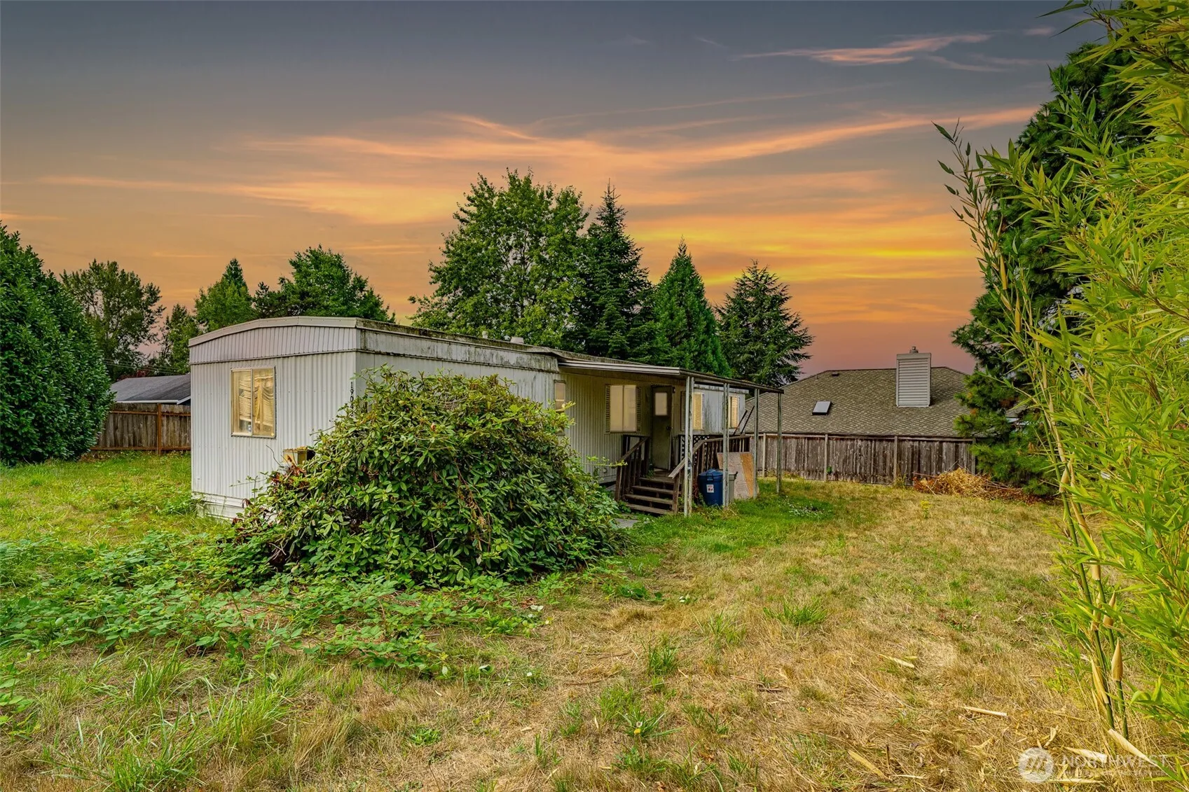 19043 106th Avenue Se, Renton