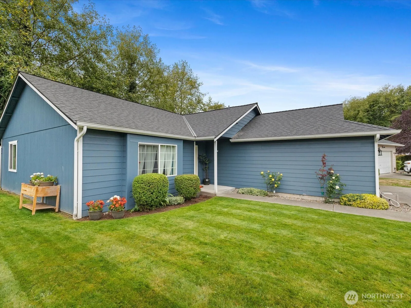 Property photo for 9631 16th Drive W, Everett photo 2