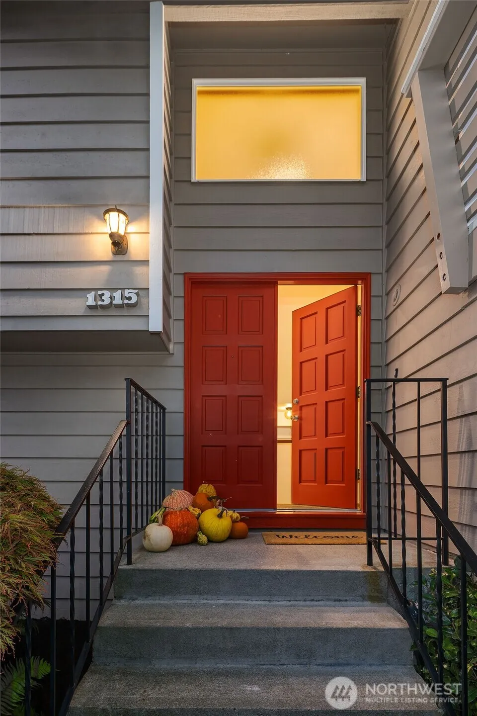 Property photo for 1315 Nw 103rd Street, Seattle photo 2
