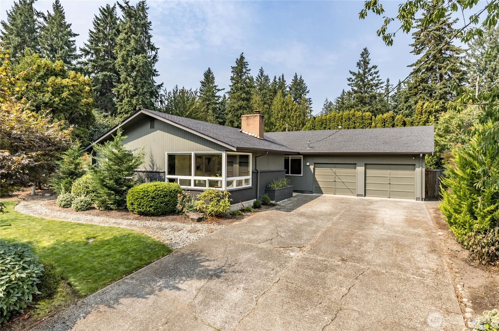 Property photo for 16512 Se 28th Street, Bellevue