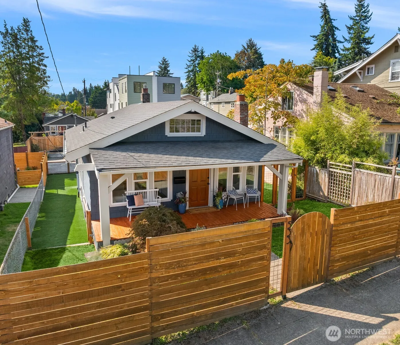 Property photo for 533 N 73rd Street, Seattle photo 2