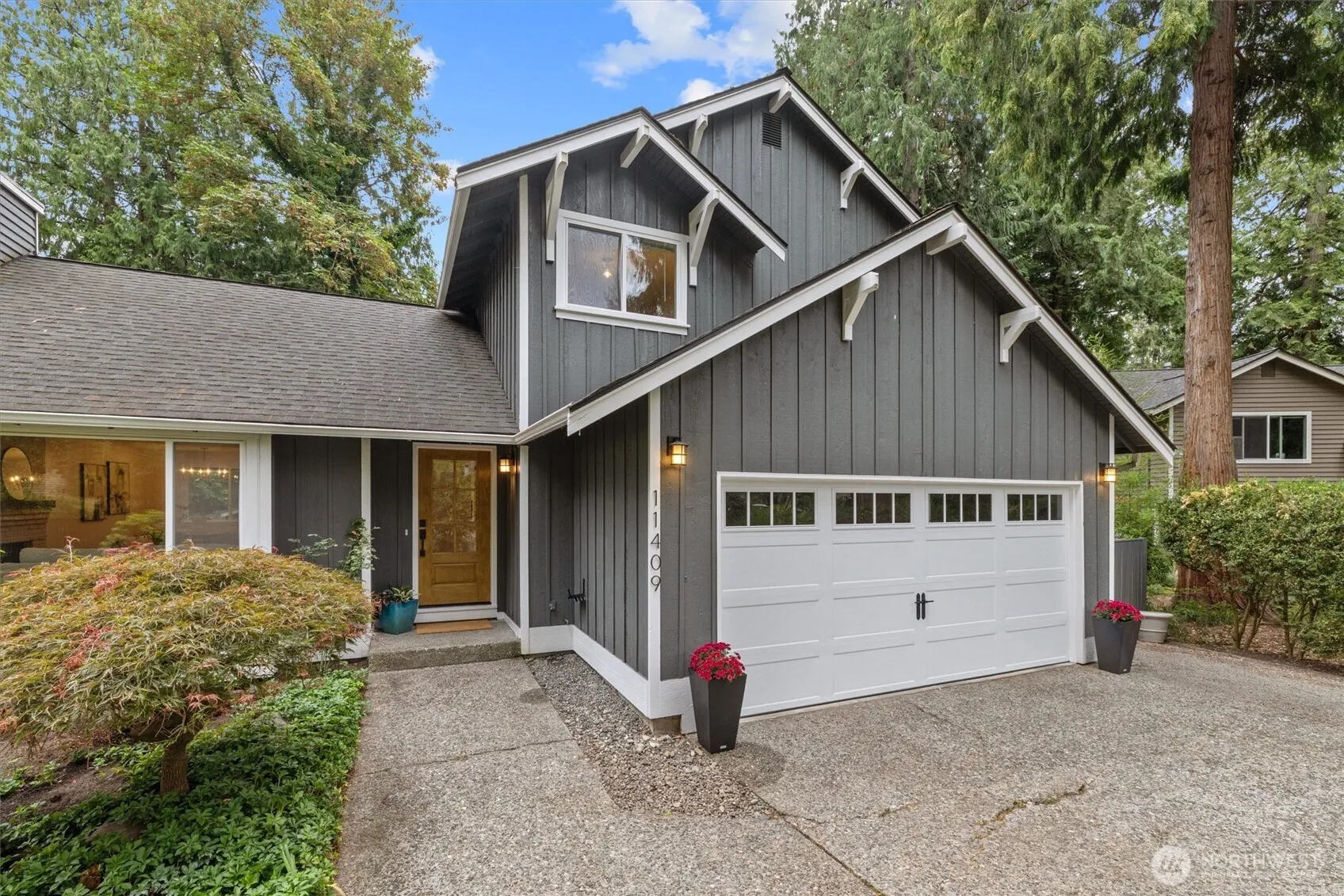 Property photo for 11409 107th Place Ne, Kirkland photo 2