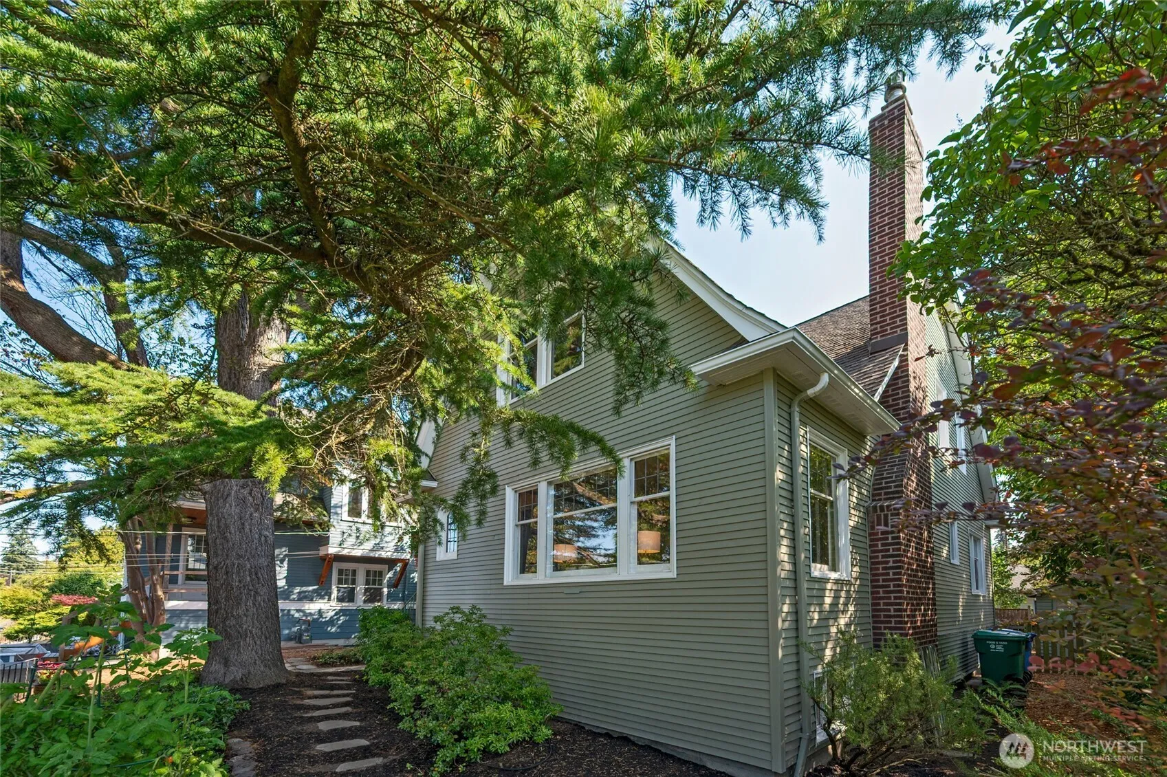Property photo for 6732 5th Avenue Nw, Seattle photo 3