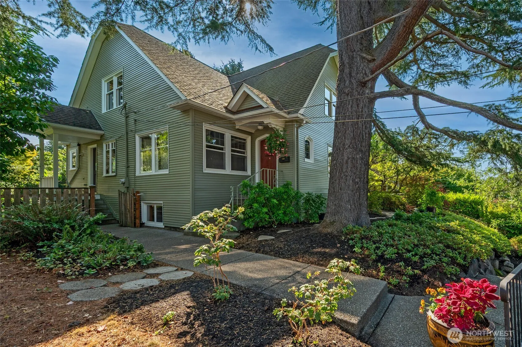 Property photo for 6732 5th Avenue Nw, Seattle