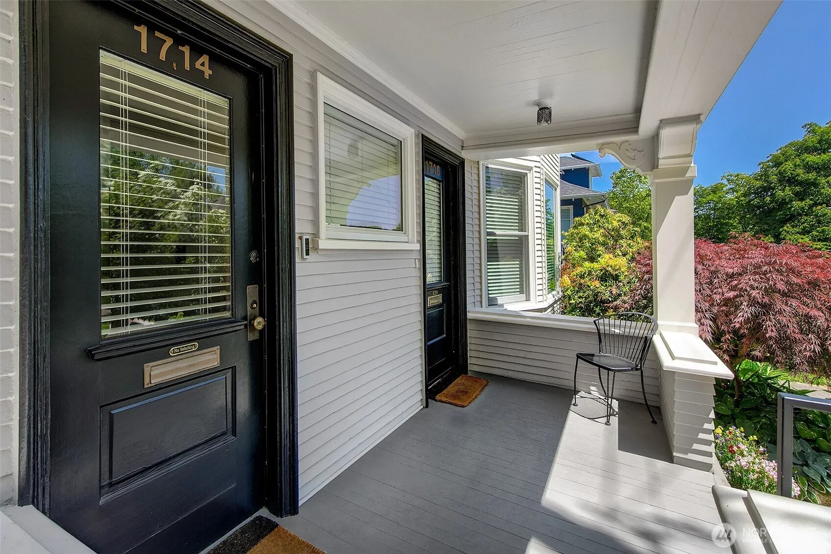 Property photo for 1714 E Highland Drive #1714, Seattle photo 2