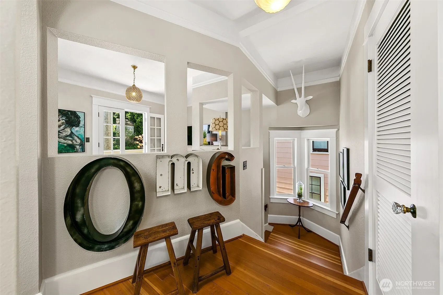 Property photo for 1714 E Highland Drive #1714, Seattle photo 3