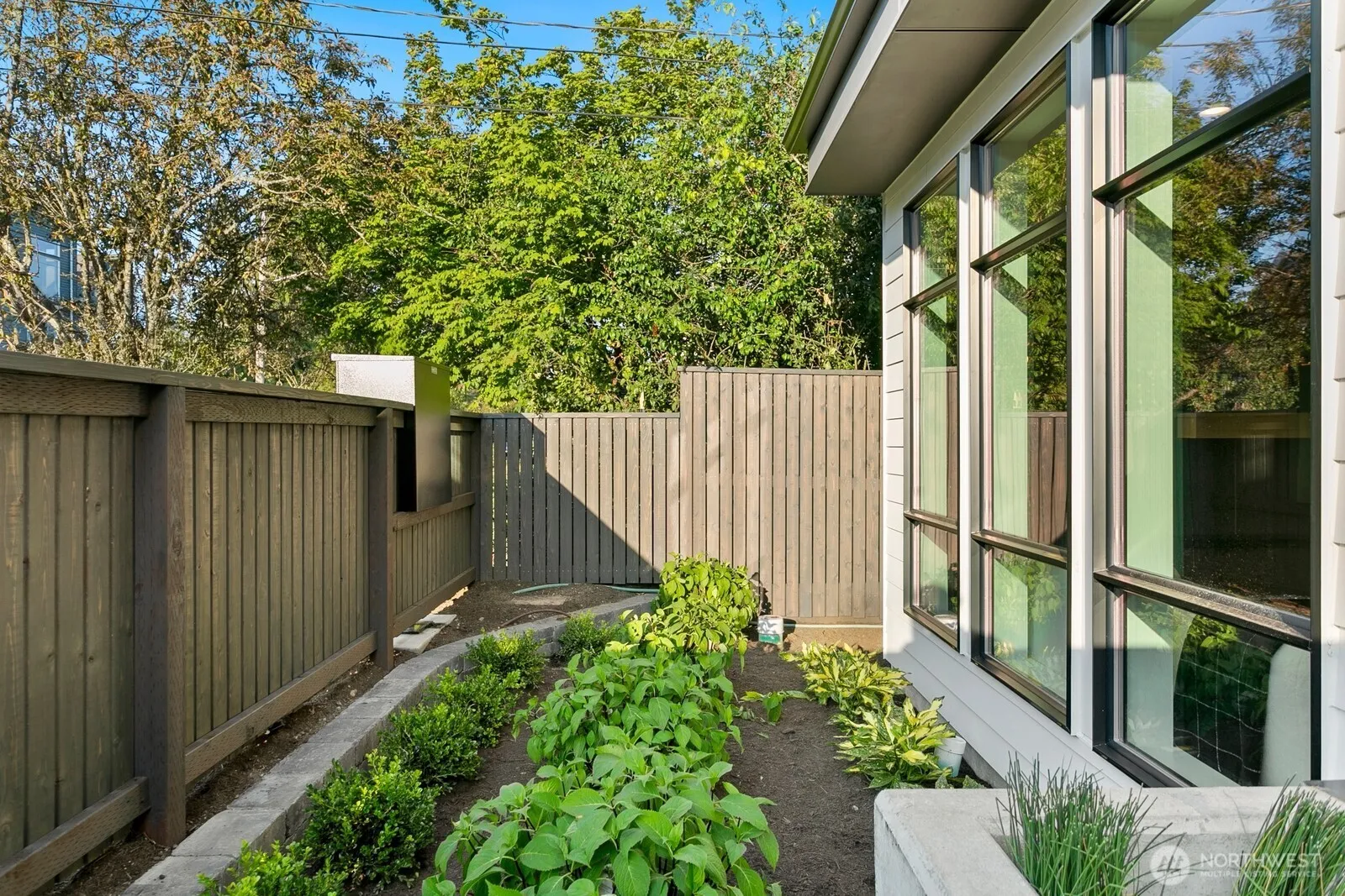Property photo for 2037 Nw 61st Street #a, Seattle photo 5