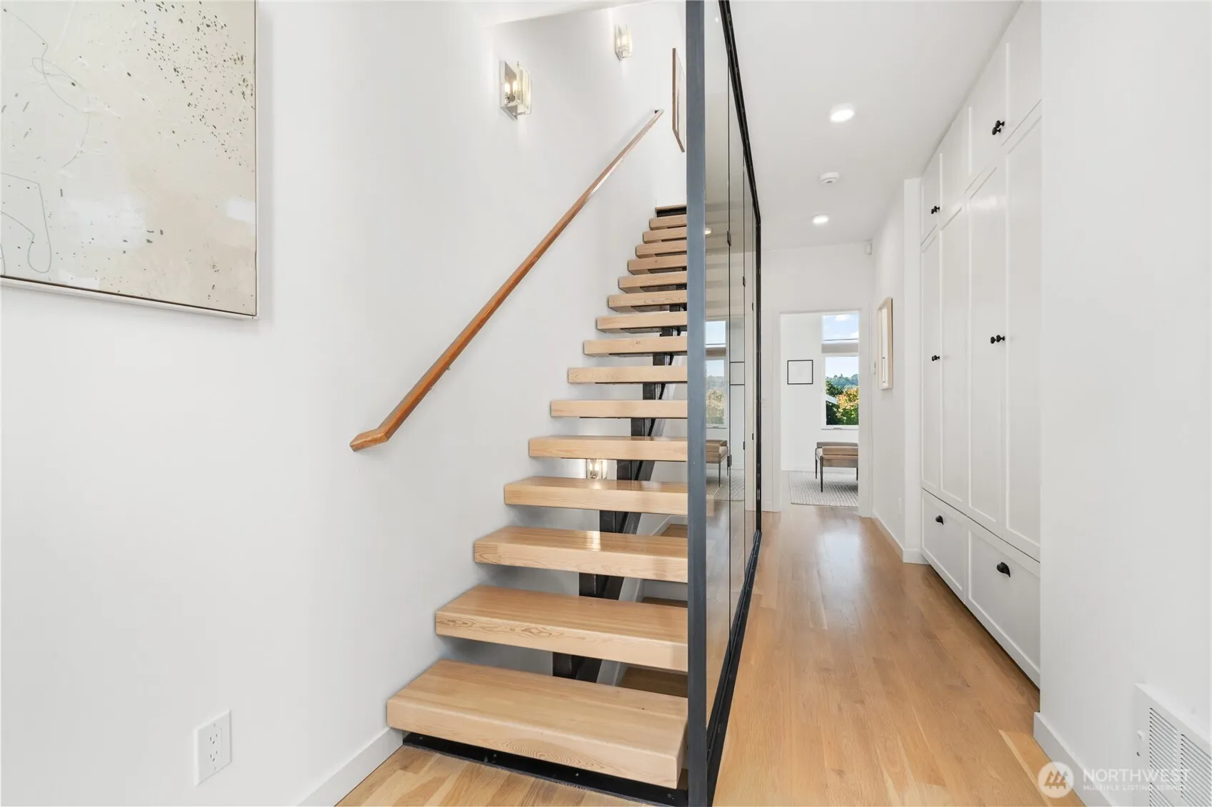 Property photo for 2357 A Yale Avenue E, Seattle photo 4