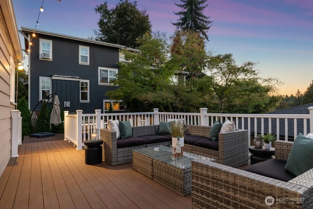 Property photo for 4431 Sw Kenyon Place, Seattle photo 2