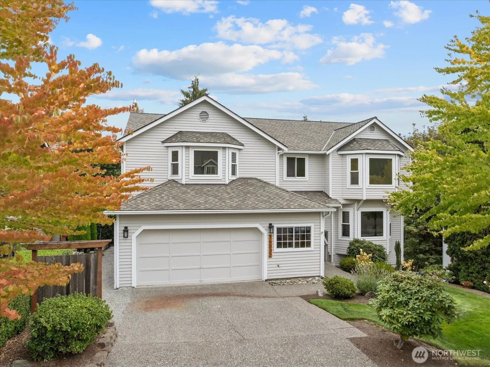 16832 119th Place Ne, Bothell, Washington 98011