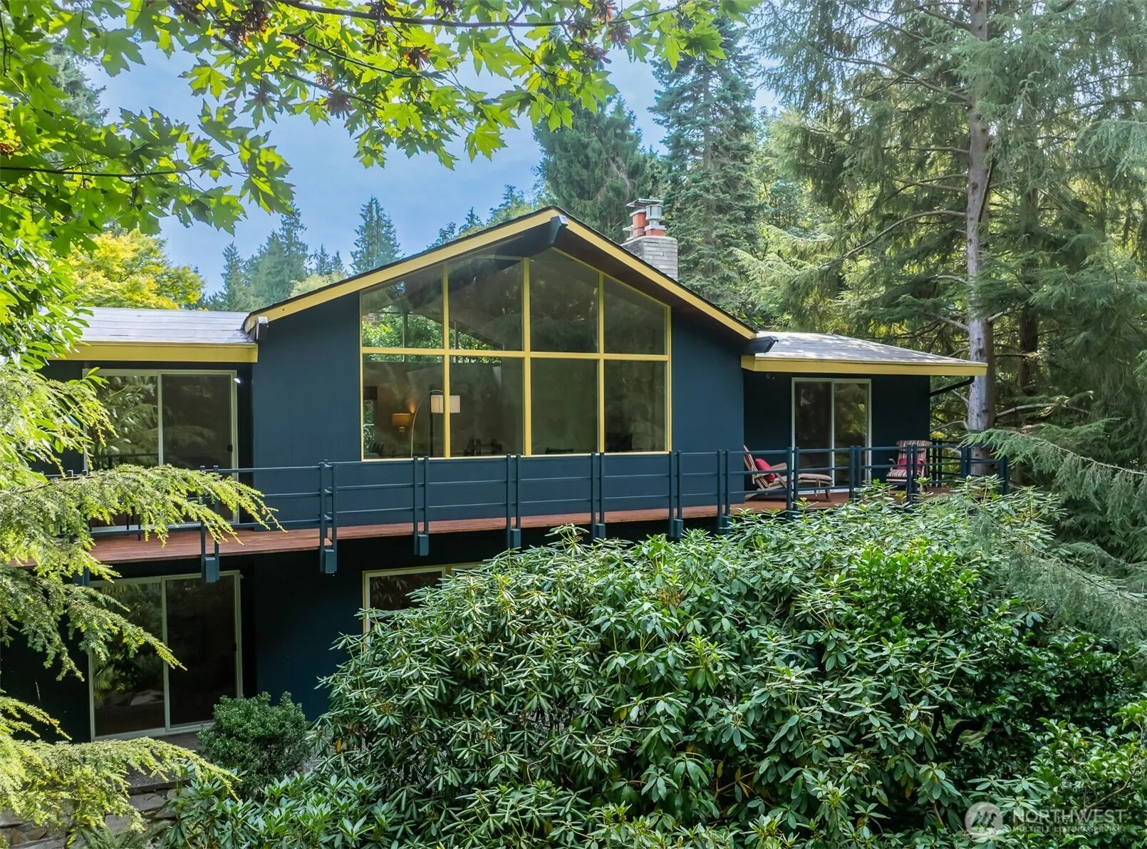 Property photo for 8751 29th Avenue Nw, Seattle photo 2