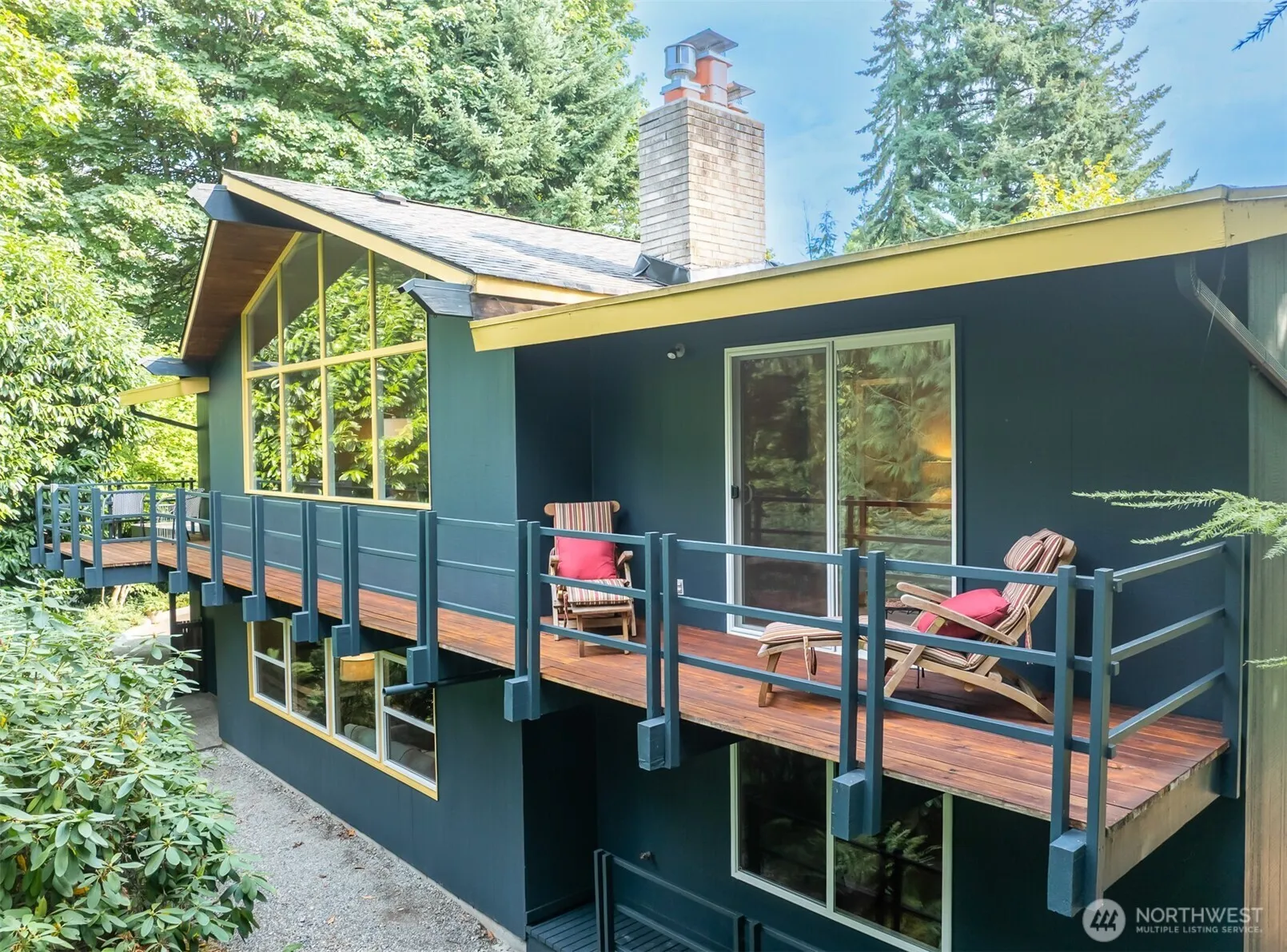 Property photo for 8751 29th Avenue Nw, Seattle photo 3