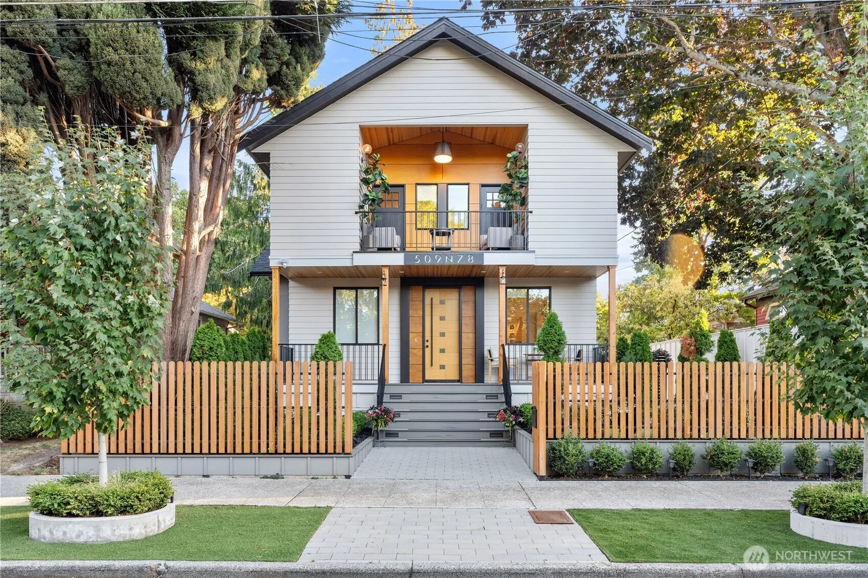 Property photo for 509 N 78th Street, Seattle
