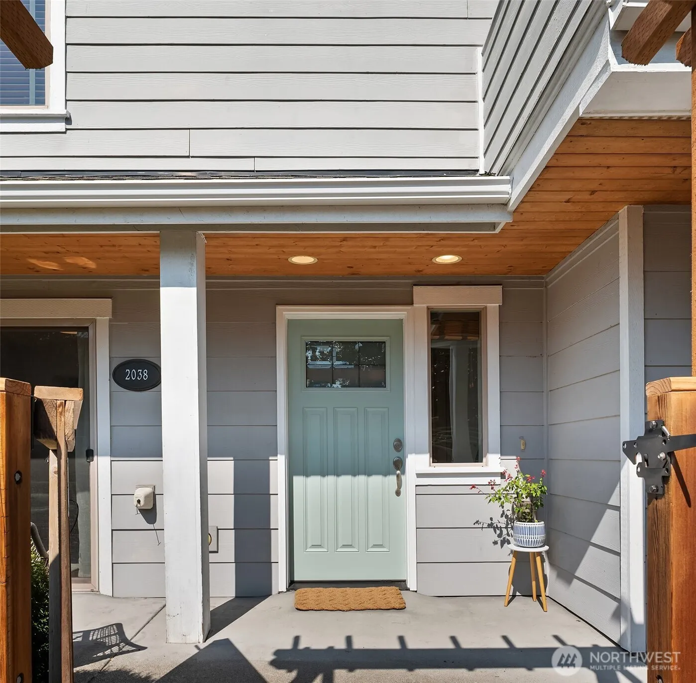 Property photo for 2038 Nw 63rd Street, Seattle photo 2