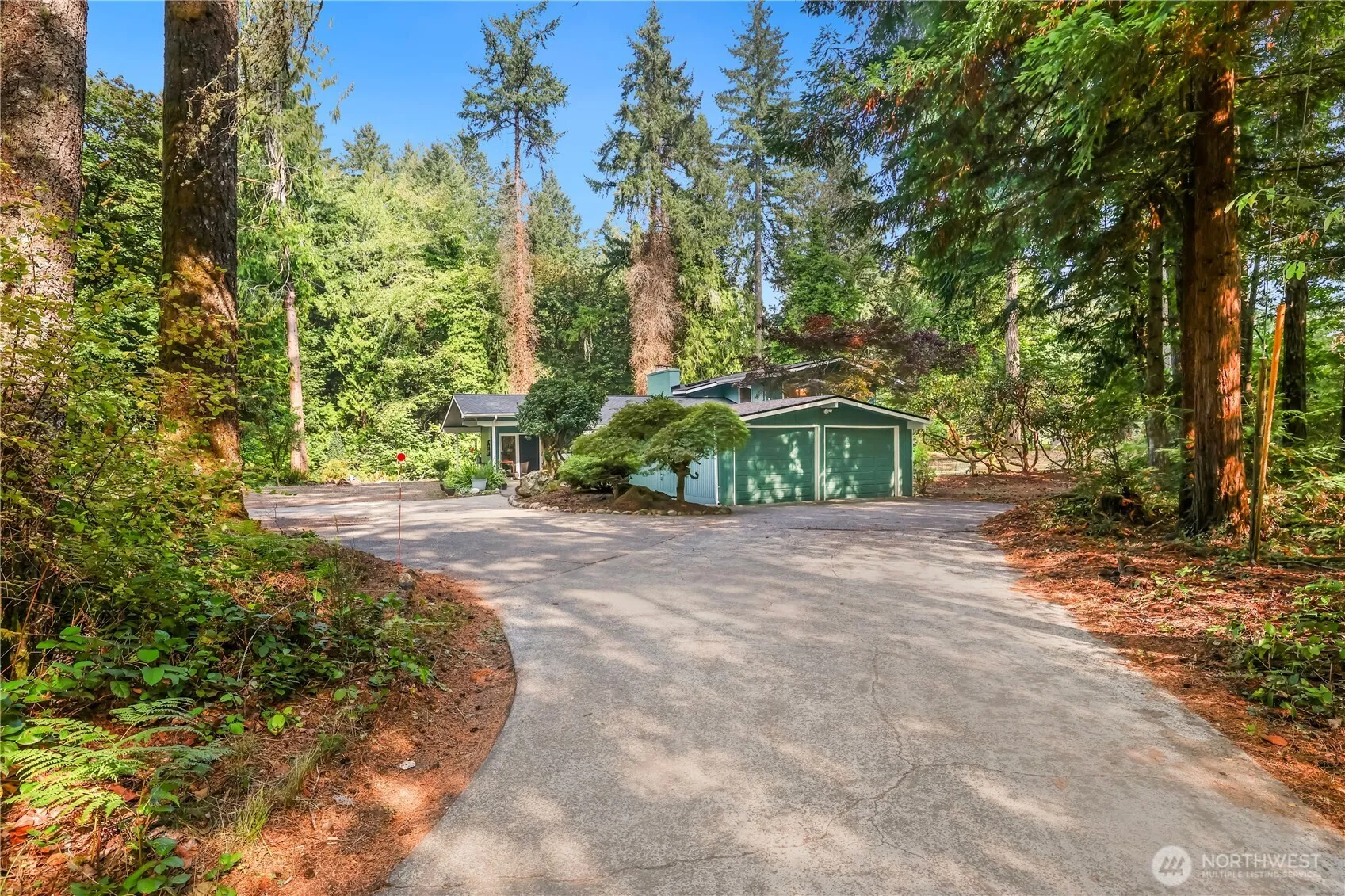 Property photo for 4138 Cooper Point Road Nw, Olympia photo 3