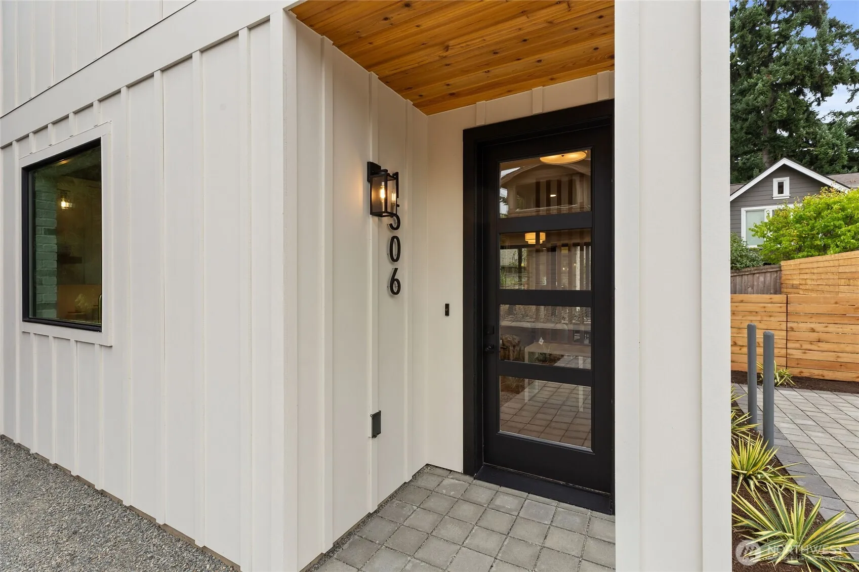 Property photo for 1506 3rd Street, Kirkland photo 2