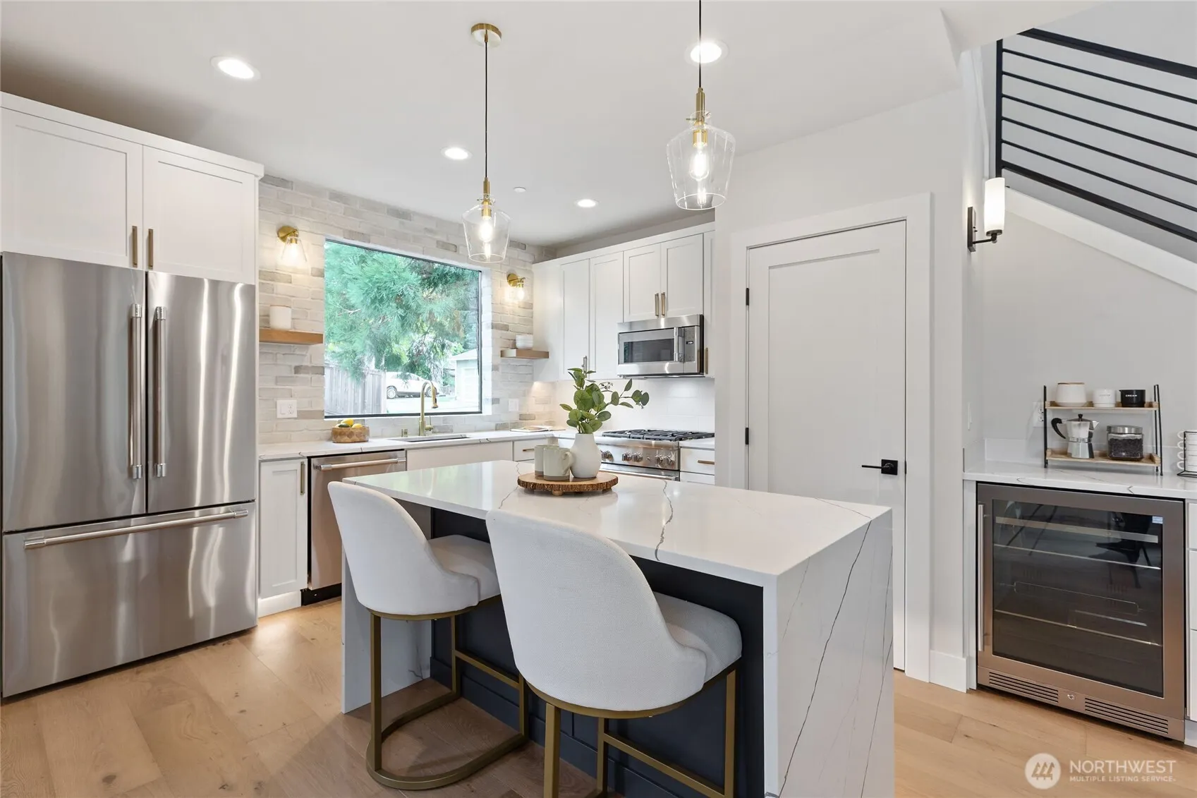 Property photo for 1506 3rd Street, Kirkland photo 4