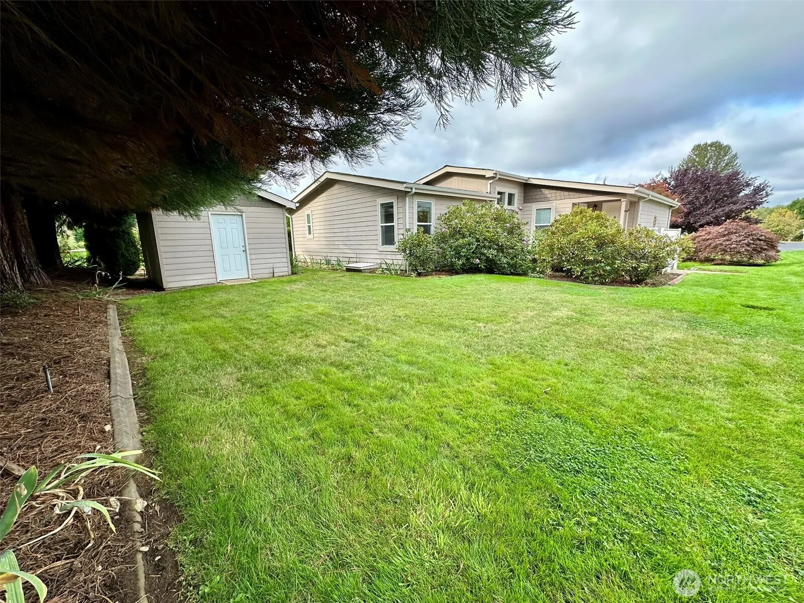 Property photo for 3504 Meadowbrook Lane Se, Lacey photo 4